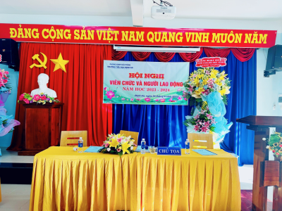 Hội nghị viên chức và người lao động